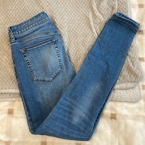 Joe’s Jeans mid rise skinny Jean